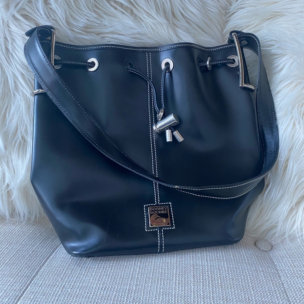 Dooney & Bourke Purse